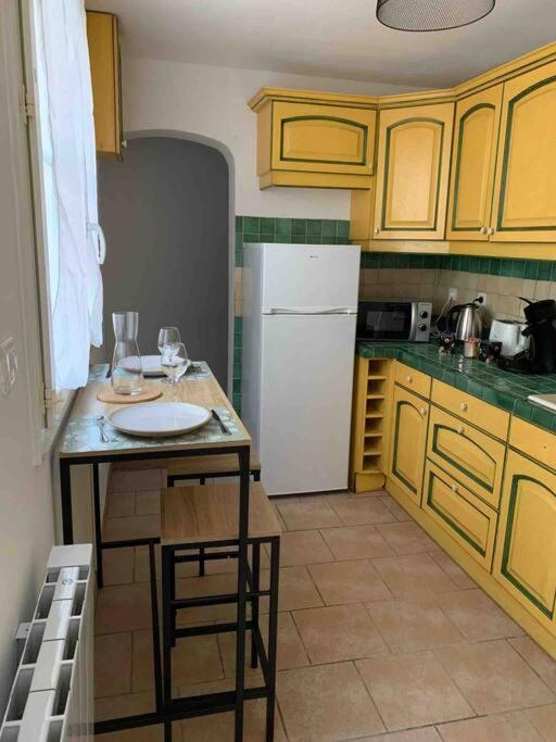 Appartement Avec Cours Gien Exteriér fotografie