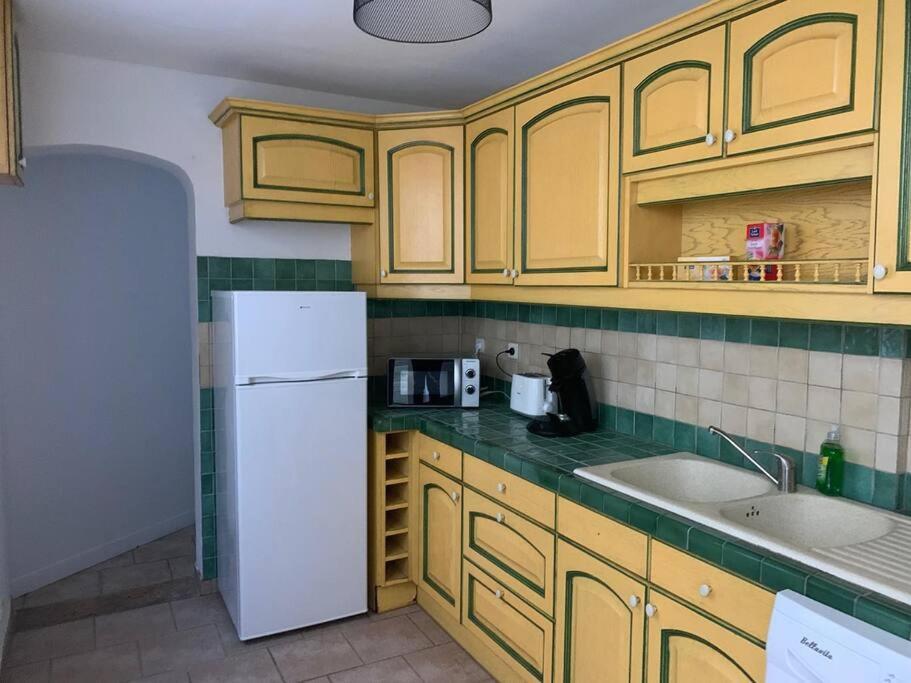 Appartement Avec Cours Gien Exteriér fotografie